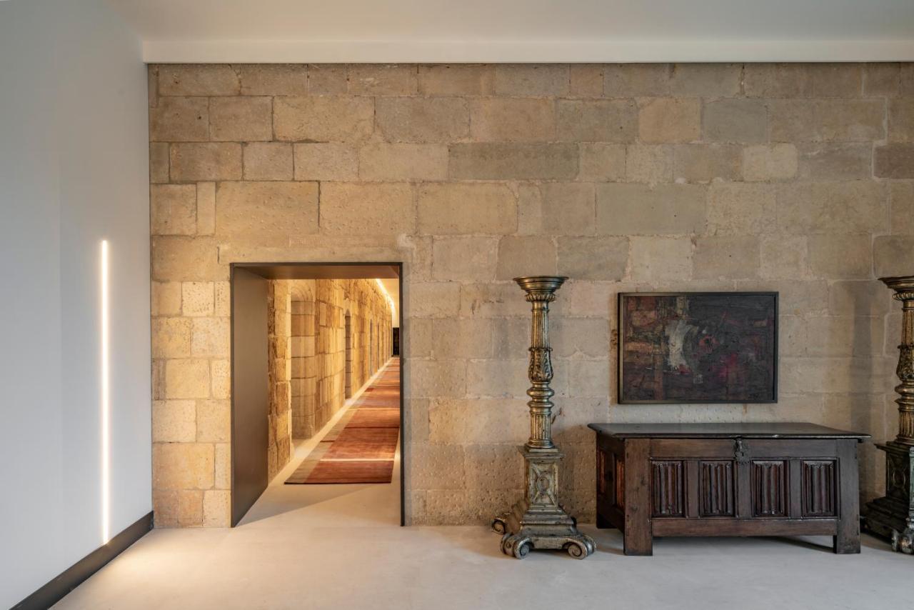 Parador De Turismo De Леон Экстерьер фото The interior of the house