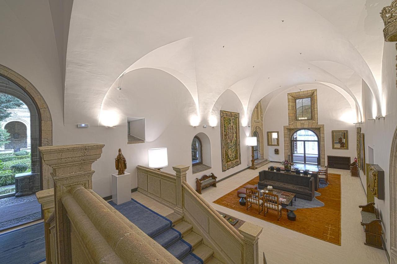 Parador De Turismo De Леон Экстерьер фото The interior of the palace